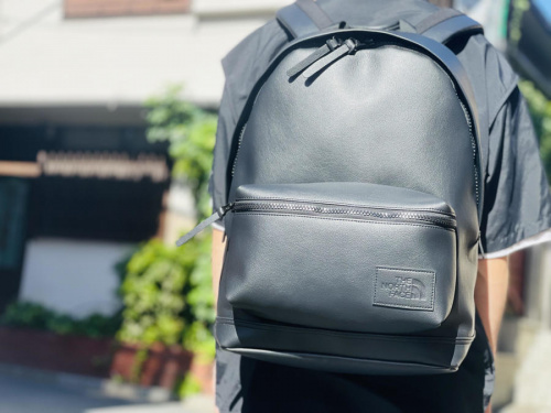 アウトドアブランドのTHE NORTH FACE