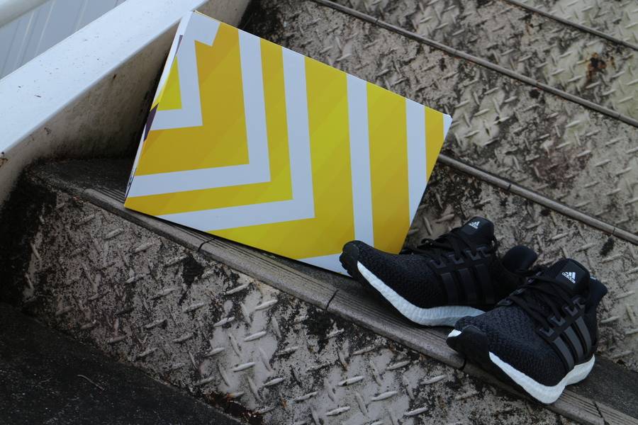 Adidas ハイテクスニーカーのニューカマー Ultraboost 16 09 06発行