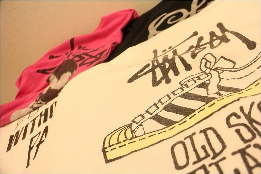 夏の主役！STUSSY(ステューシー)のレアアイテムから定番の
