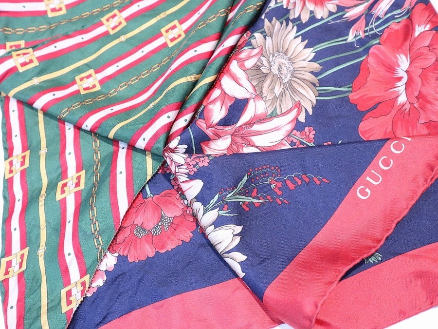 GUCCI 花柄ピンクスカーフ GUCCI グッチ スカーフ フローラ 花柄 蝶 蜂 シルク ピンク