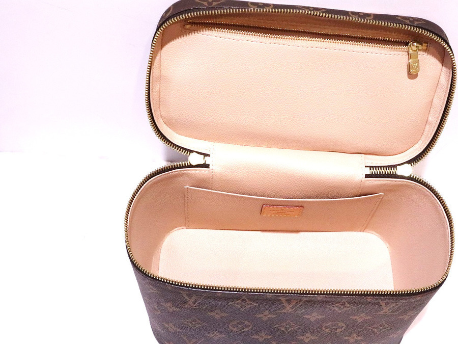 LOUIS VUITTON/ルイヴィトン】バニティバッグ ニースBB M42265 入荷