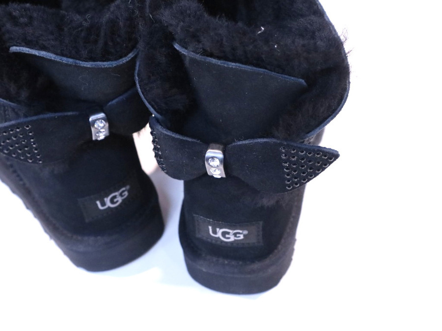 UGG/アグ】 W SPARKLE BOW MINI 入荷情報[2019.11.27発行]｜トレファク