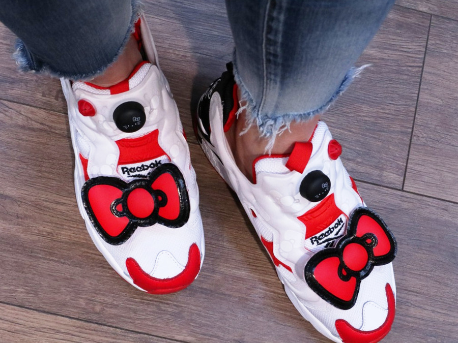 ハローキティ　リーボック　Reebok　コラボスニーカー　PUMP FURY