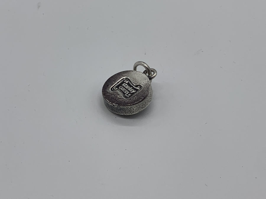 STANLEY GUESS／スタンリーゲス】スカルペンダントトップが入荷致し