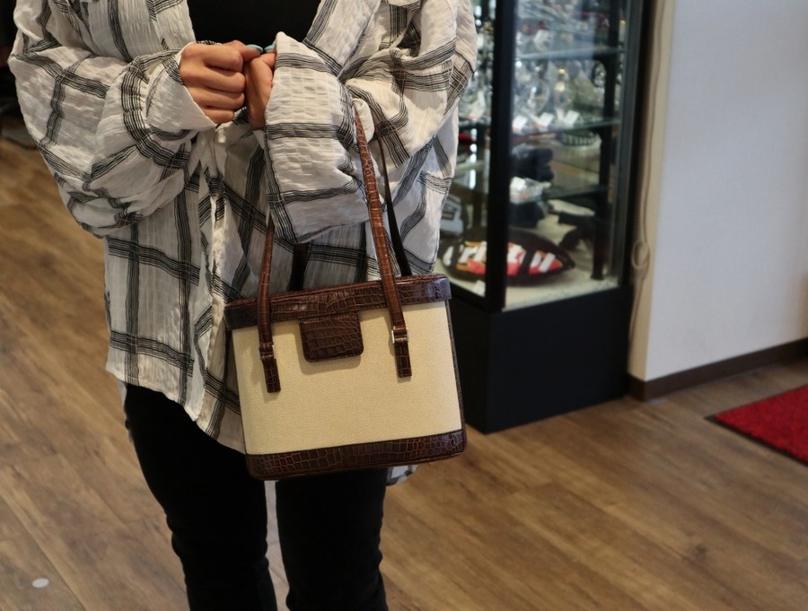FOXEY_NEWYORK/フォクシーニューヨーク】バニティバッグが入荷 FOXEY_NEWYORK/フォクシーニューヨーク】バニティバッグが入荷
