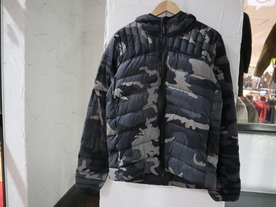 【新品未使用】BROOKVALE HOODY カナダグース ブラックラベル CANADA GOOSE/カナダグース】Brookvale Hoody Black Label入荷