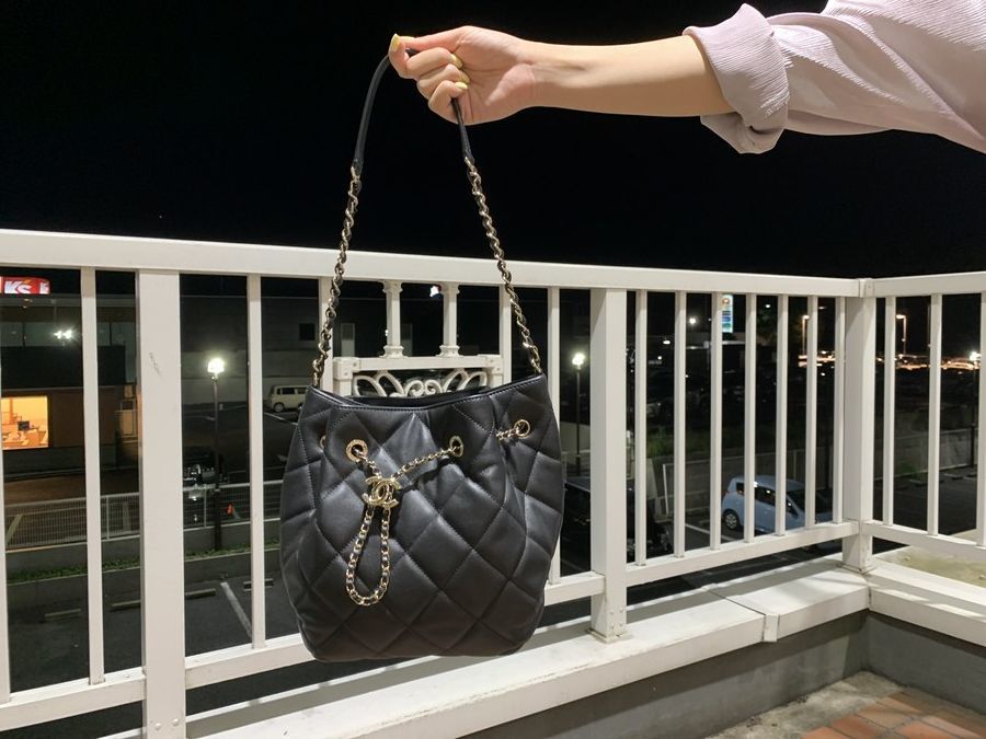 ラグジュアリーブランド【CHANEL/シャネル】巾着チェーンショルダー ...