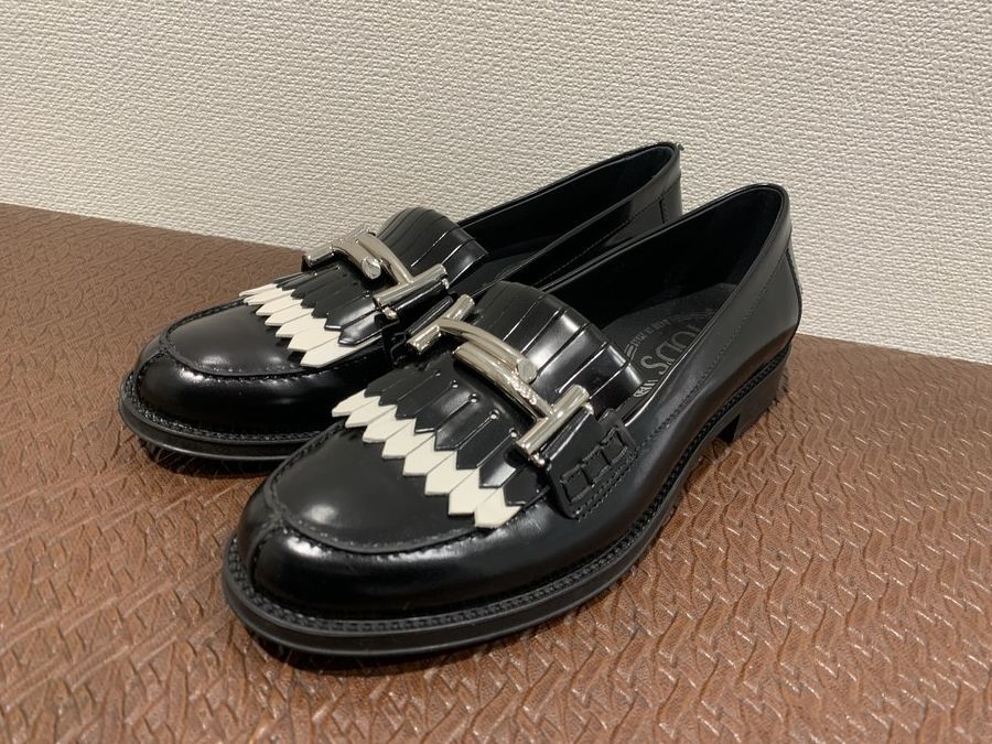 TOD’S  ローファー 黒　ダブルT