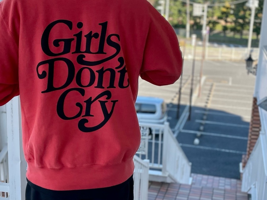 girls don't cry パーカー