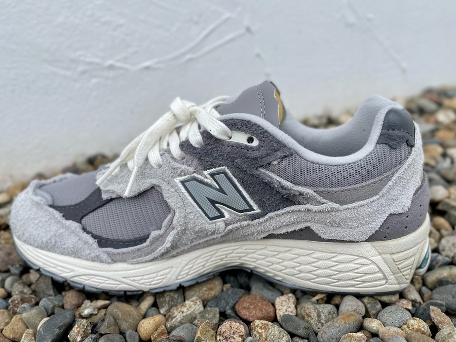 New Balance 2002R Rain Cloud レインクラウド