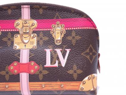 「ラグジュアリーブランドのLOUIS　VUITTON 」