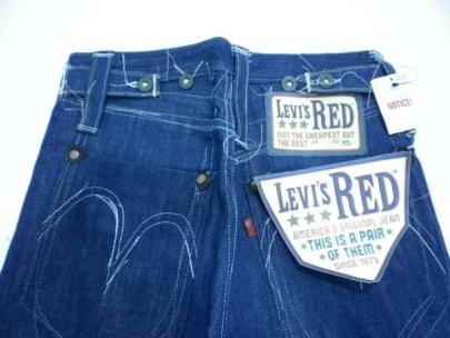 「LEVI'S REDの千葉 」