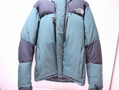 「アウトドアブランドのTHE NORTH FACE 」