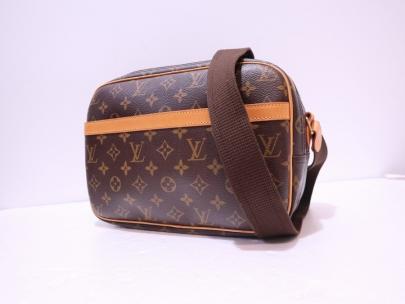 「ラグジュアリーブランドのLOUIS　VUITTON 」