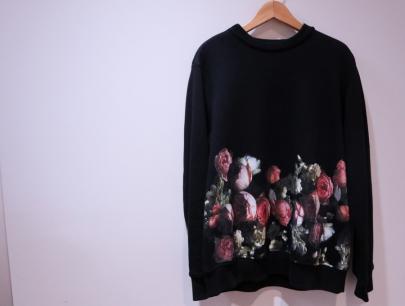 「インポートブランドのGIVENCHY 」