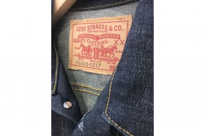 「アメカジブランドのLEV'S VINTAGE CLOTHING 」