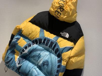 「コラボ・別注アイテムのTHE NORTH FACE×Supreme 」