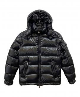 「ラグジュアリーブランドのMONCLER 」