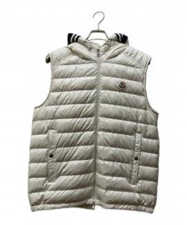「インポートブランドのMONCLER 」