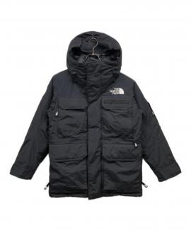 「アウトドアブランドのTHE NORTH FACE 」