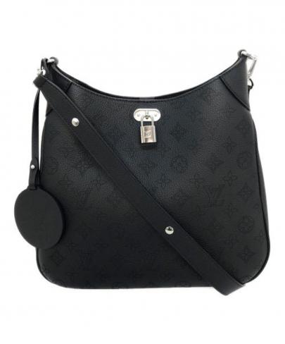 「ラグジュアリーブランドのLOUIS VUITTON 」