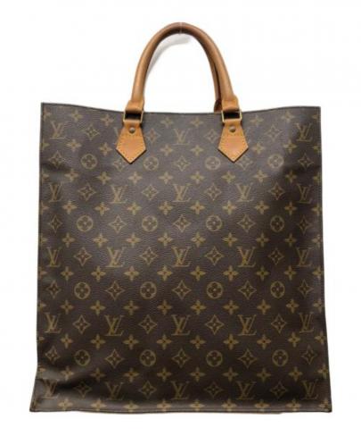 「ラグジュアリーブランドのLOUIS VUITTON 」