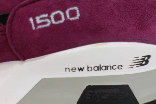 スニーカーのNEW BALANCE