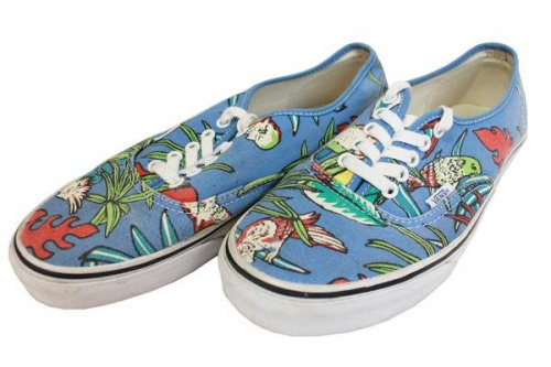 スニーカーのVANS