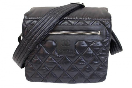 レディースのバッグ