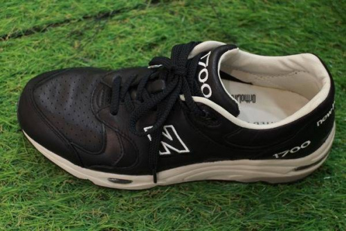 ニューバランスのスニーカー