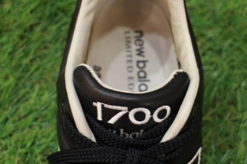 スニーカーの買取