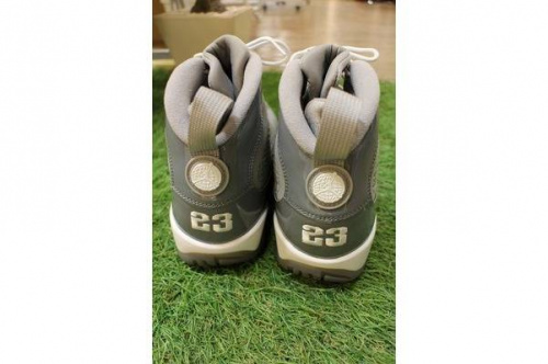 稲毛のスニーカー