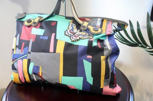 レディースのバッグ