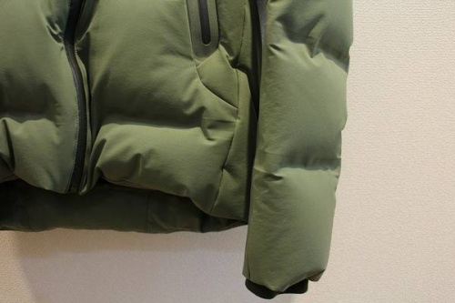 水沢ダウンのアウター