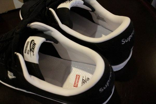 シューズ・バッグのスニーカー