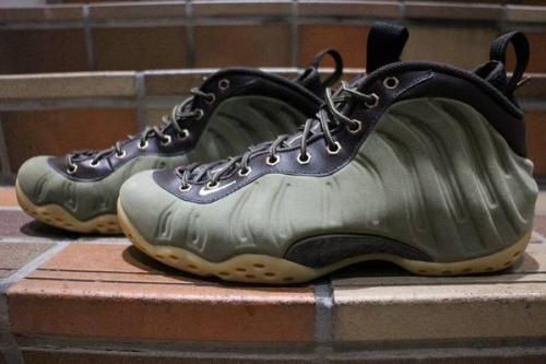 稲毛のスニーカー