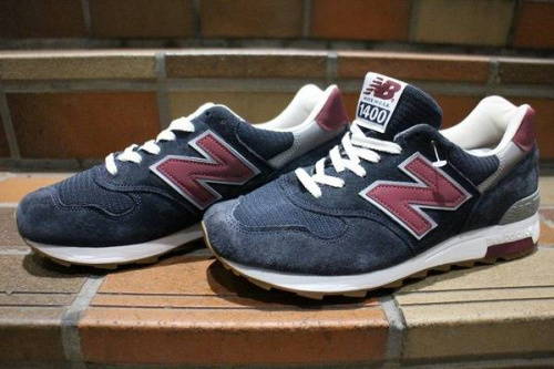 スニーカーのNIKE