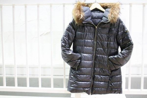 DUVETICAのダウンコート