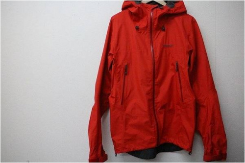 トップスのジャケット