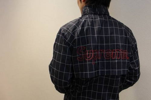 SUPREMEのシュプリーム