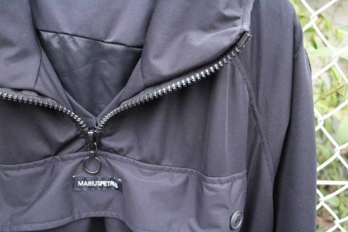 アノラックのパーカー