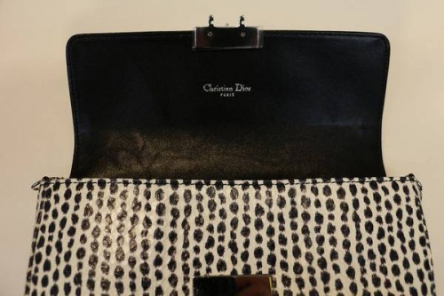 ディオールのショルダー