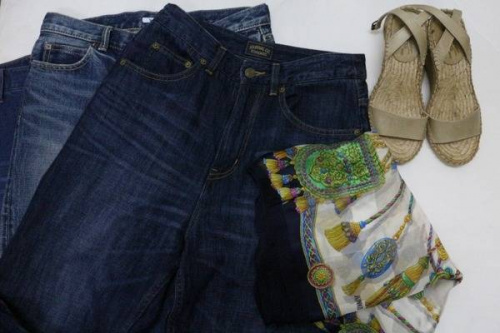 デニムパンツの千葉