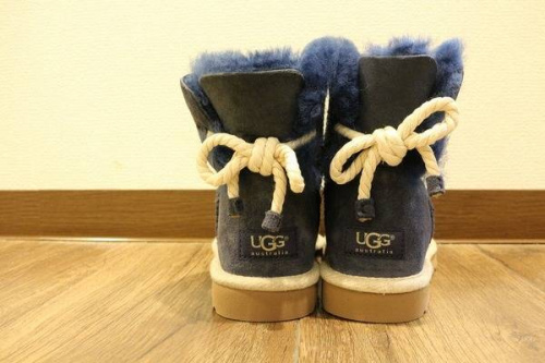 ブーツのUGG
