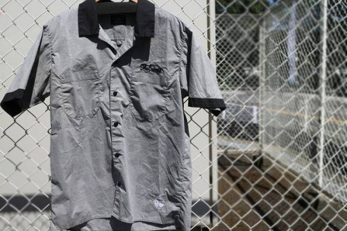 ワークシャツのオープンカラーシャツ