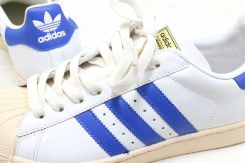 中古のスタンスミス