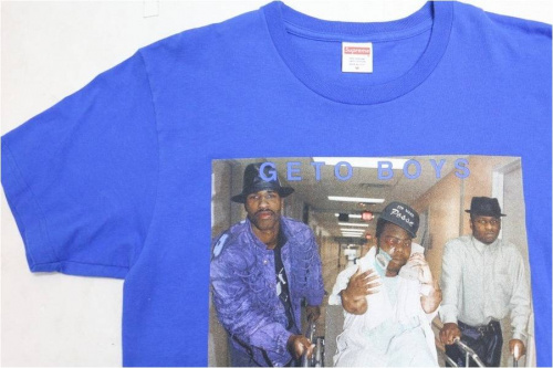 SUPREMEのシュプリーム