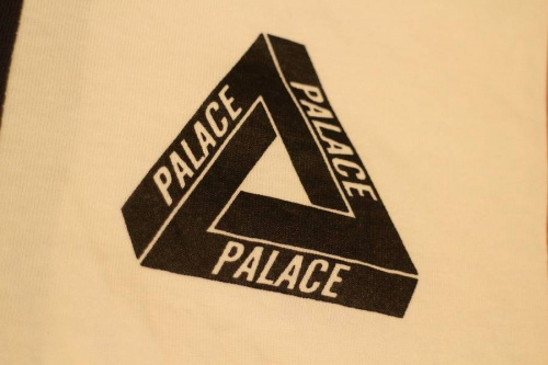 買取入荷のストリートブランド