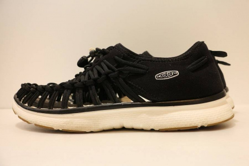 アウトドアブランドのKEEN