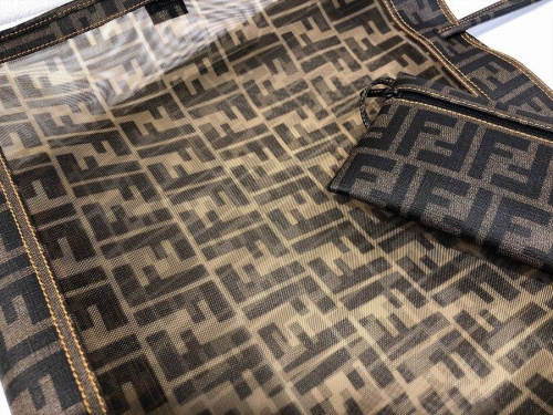 買取入荷のラグジュアリーブランド